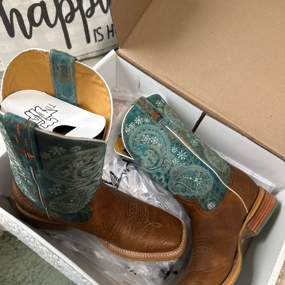 Women’s Tin Haul Brown and Teal Western Boots